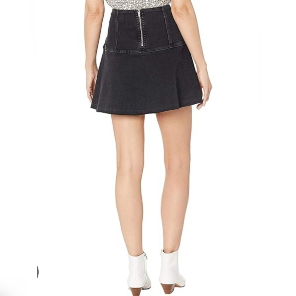 Stylish Black Denim Skirt
